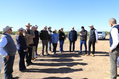 Representantes del Banco Mundial y autoridades del MAG, recorrieron el Chaco central para evaluar posibilidades de proyectos de desarrollo en la zona