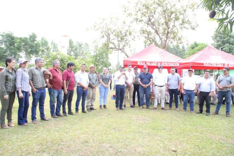 Caaguazú: Producción lechera recibe inversión productiva de 833.412.000 gs