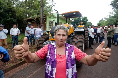 Productores de Tomas Romero Pereira reciben importante aporte del MAG