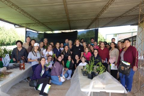 Exitosa jornada de capacitación sobre cultivo y manejo de orquídeas