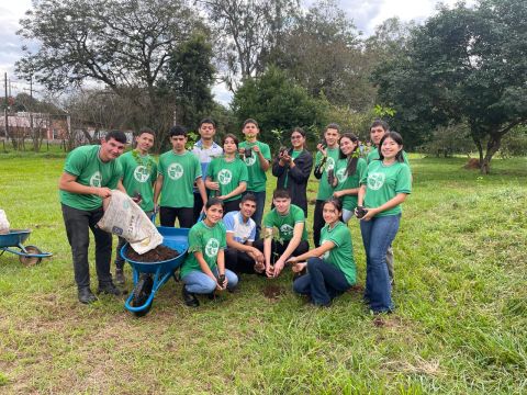 MAG celebra el Día del Árbol logrando meta de sembrar 10mil plantines
