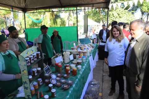 Ferias agropecuarias ganan cada vez más espacios para la comercialización de los productos de la agricultura familiar