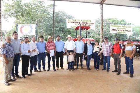 Productores de Canindeyú reciben 629.132.505 para impulsar la producción agrícola