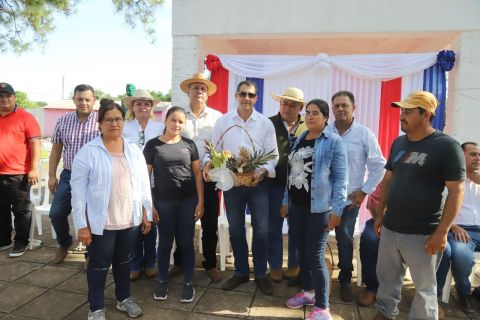San Pedro: Comités de Mujeres son beneficiadas con motocultores e insumos para ampliar la producción agrícola