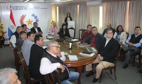 Paraguay resalta la metodología Mano de la mano de la FAO para la construcción de planes de inversión para el sector rural