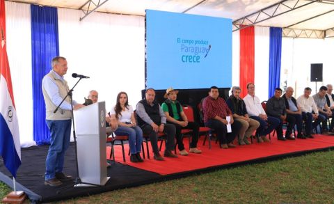 Con la esperanza puesta en una buena producción, se lanzó la Campaña de Siembra de Soja 2022