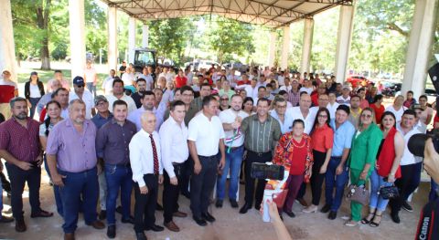 MAG entrego Tractor e Implementos con fines de capacitación