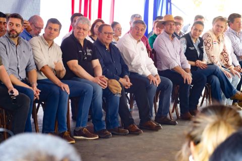 Gobierno del Paraguay entregó aportes que fortalecerán a los pequeños productores del Guaira